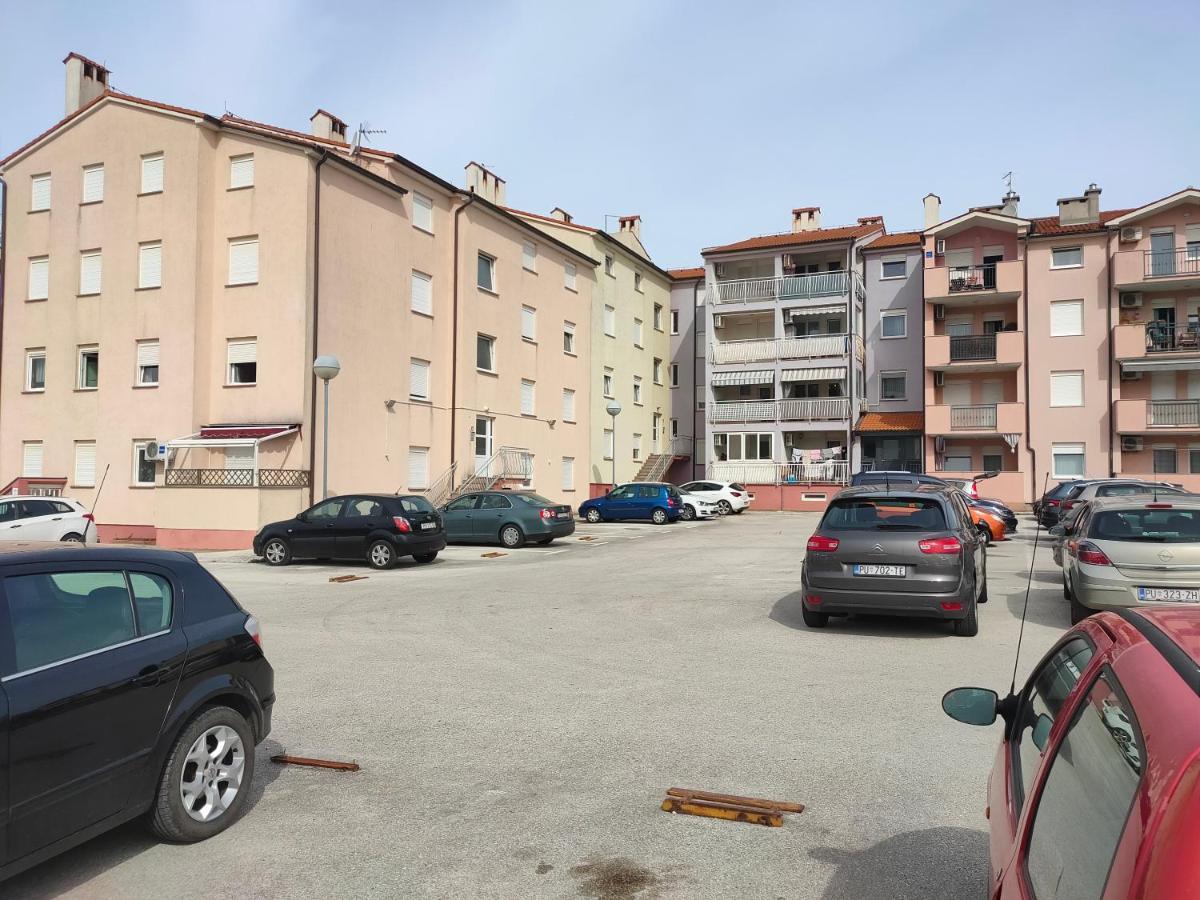 Apartamento Apartman Bela Pula Exterior foto